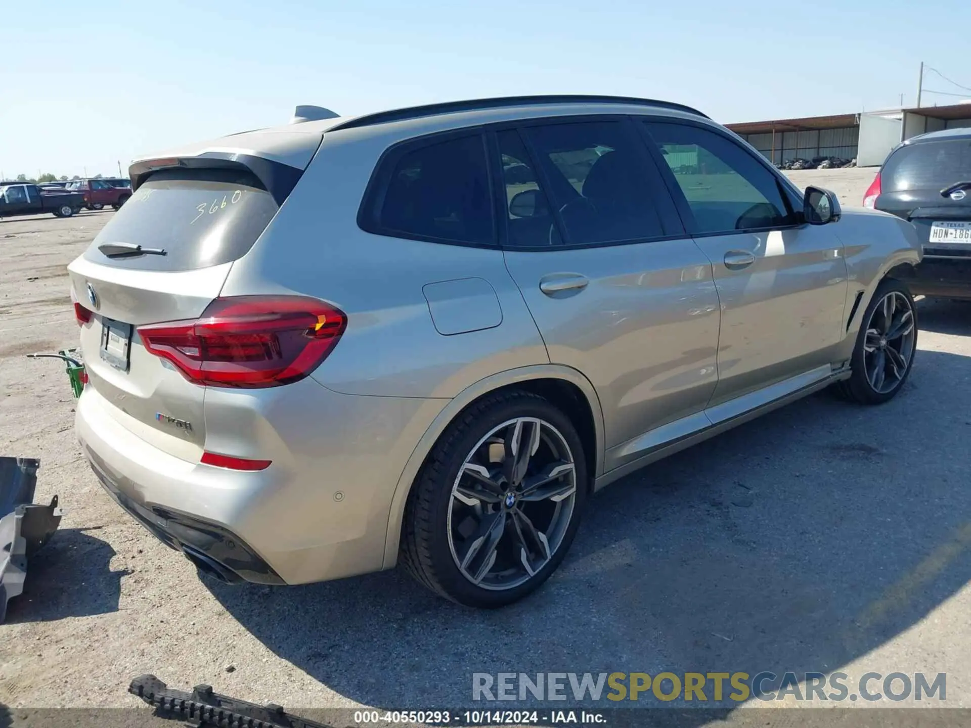 4 Photograph of a damaged car 5UXTS3C56KLR73660 BMW X3 2019