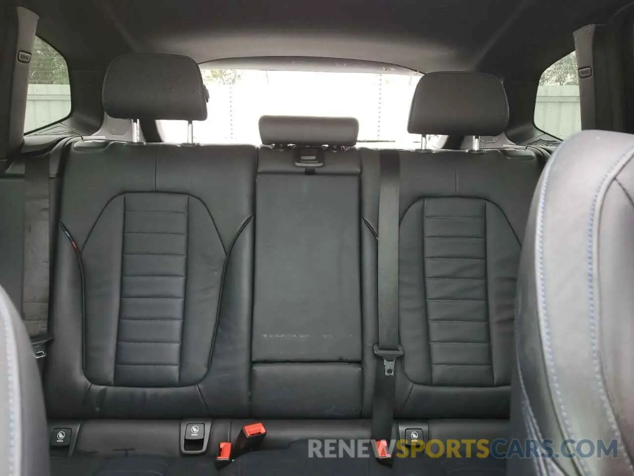 10 Photograph of a damaged car 5UXTS3C57K0Z03201 BMW X3 2019