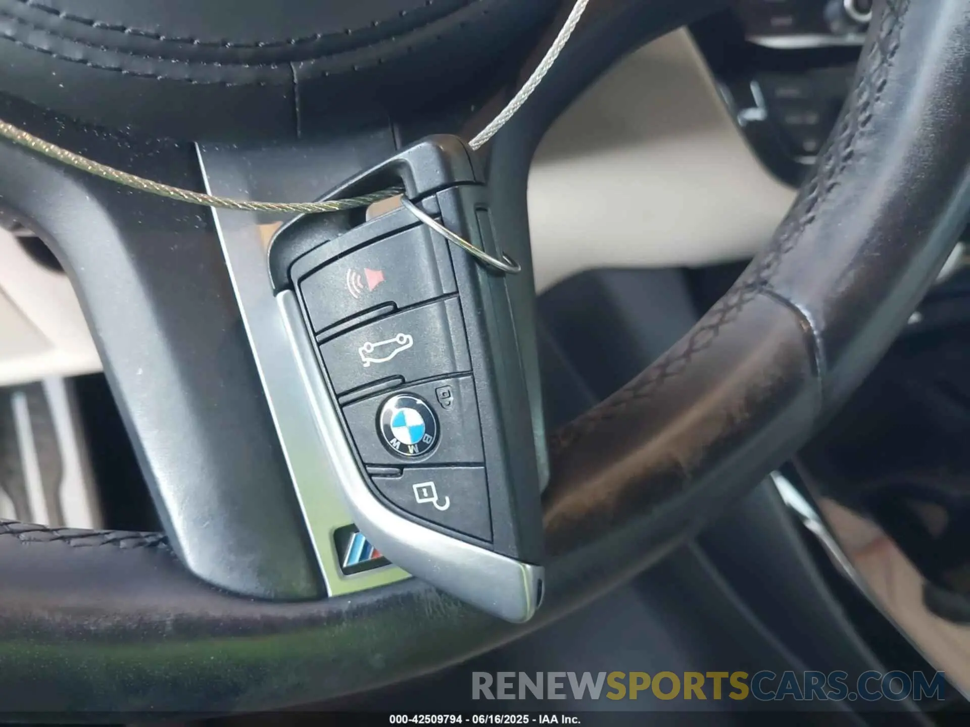 11 Photograph of a damaged car 5UXTS3C57K0Z09161 BMW X3 2019