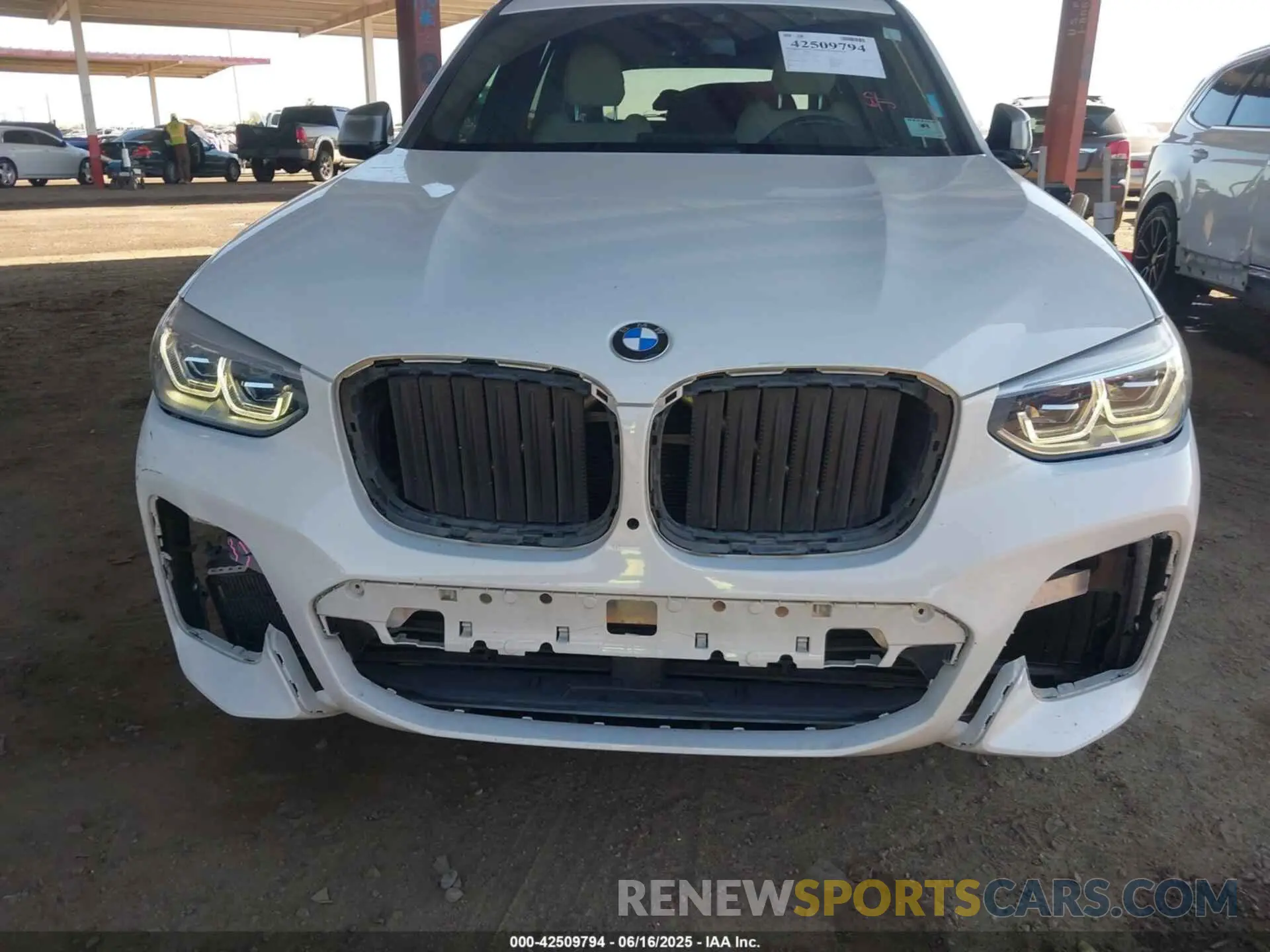 17 Photograph of a damaged car 5UXTS3C57K0Z09161 BMW X3 2019
