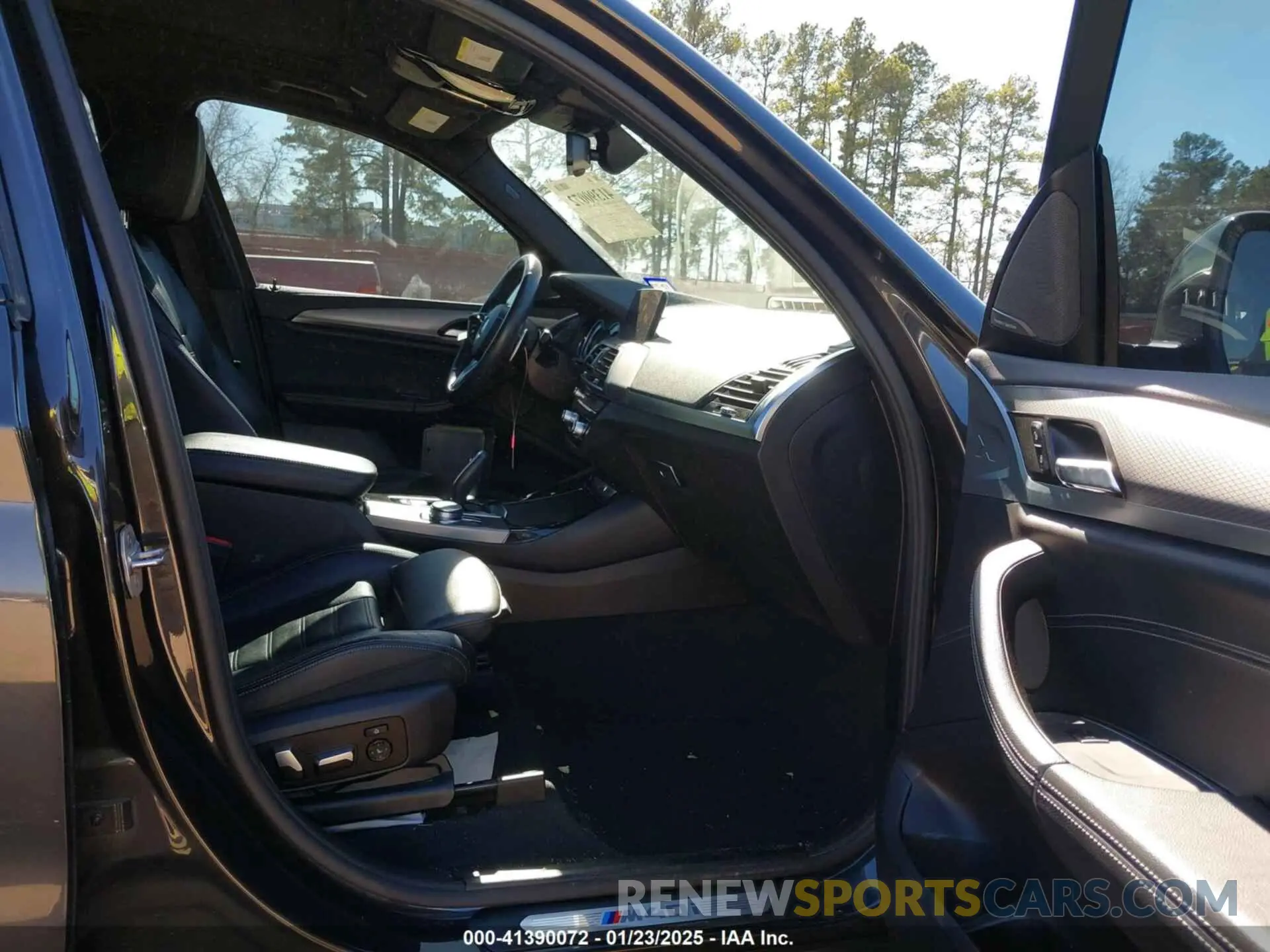 5 Photograph of a damaged car 5UXTS3C57KLR73084 BMW X3 2019