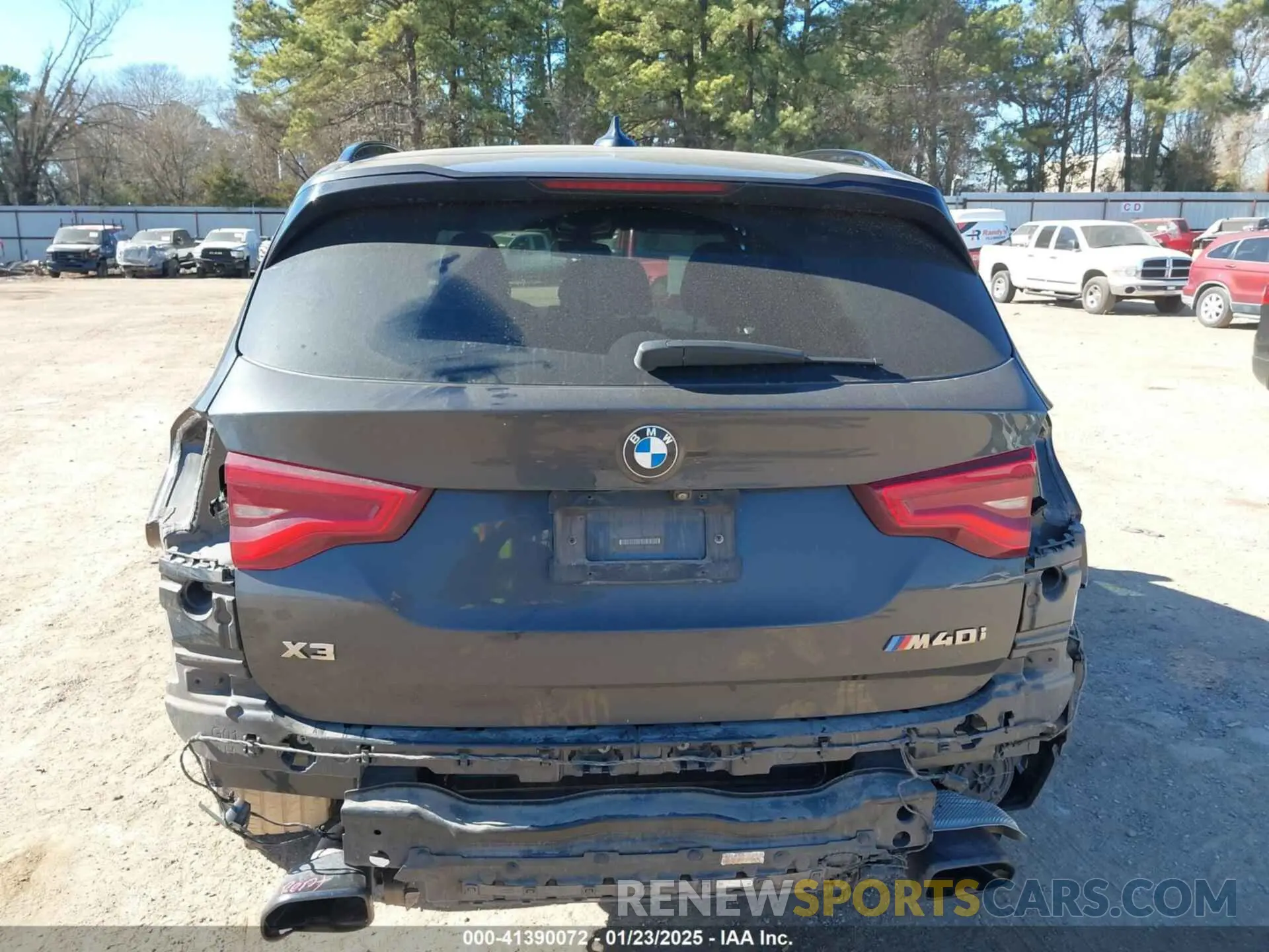 6 Photograph of a damaged car 5UXTS3C57KLR73084 BMW X3 2019