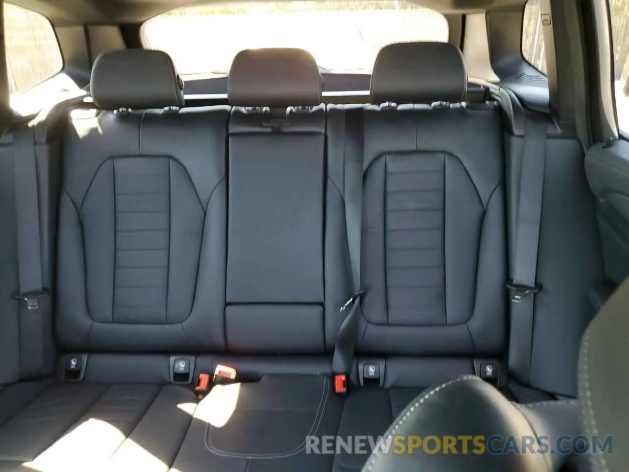10 Photograph of a damaged car 5UXTS3C57KLR73487 BMW X3 2019