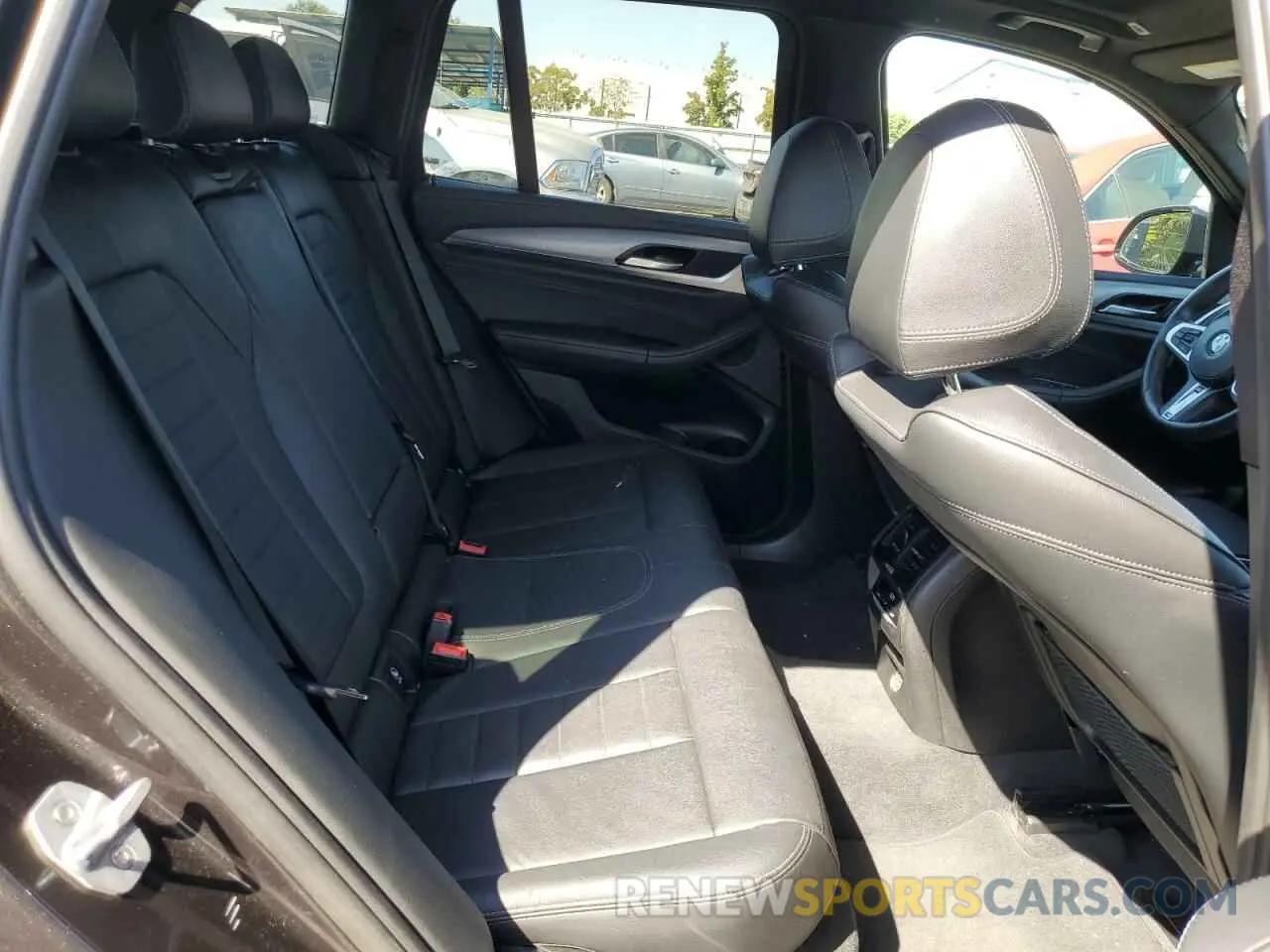 11 Photograph of a damaged car 5UXTS3C57KLR73487 BMW X3 2019