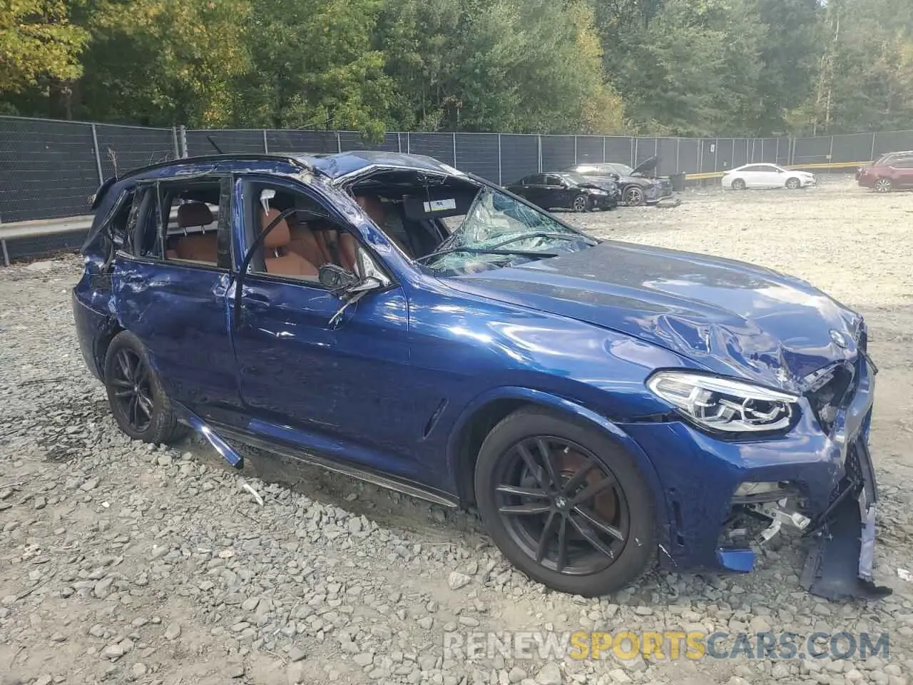 4 Photograph of a damaged car 5UXTS3C59K0Z05855 BMW X3 2019