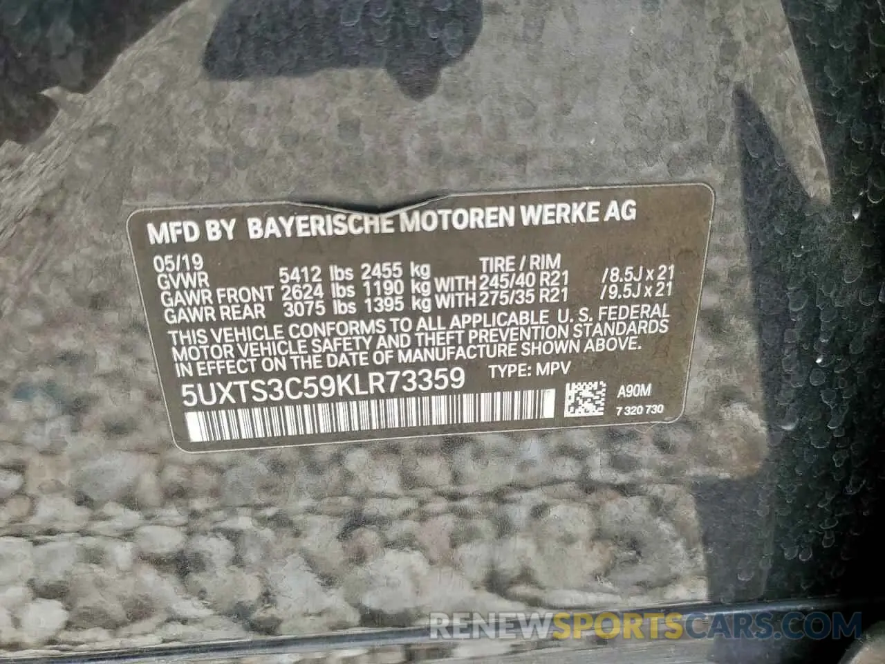 13 Photograph of a damaged car 5UXTS3C59KLR73359 BMW X3 2019