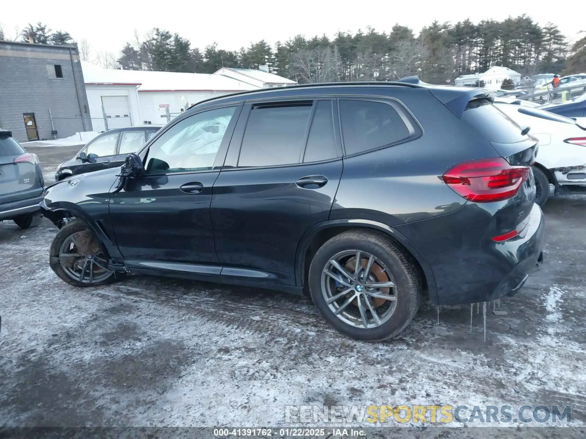 13 Photograph of a damaged car 5UXTS3C5XK0Z07596 BMW X3 2019