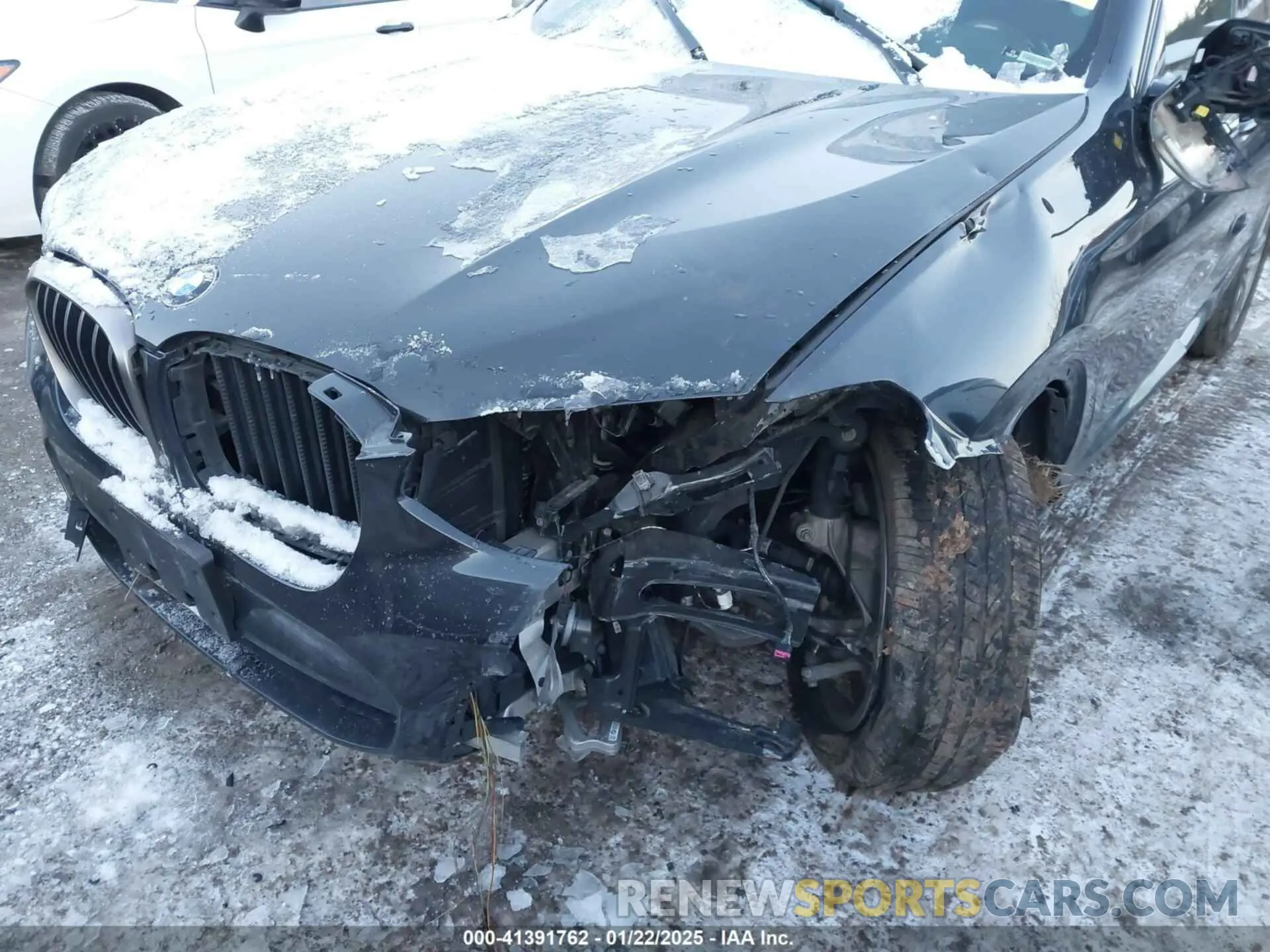 6 Photograph of a damaged car 5UXTS3C5XK0Z07596 BMW X3 2019
