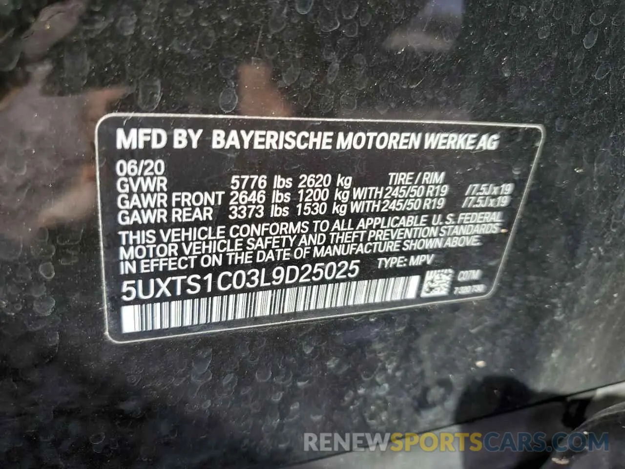 13 Photograph of a damaged car 5UXTS1C03L9D25025 BMW X3 2020