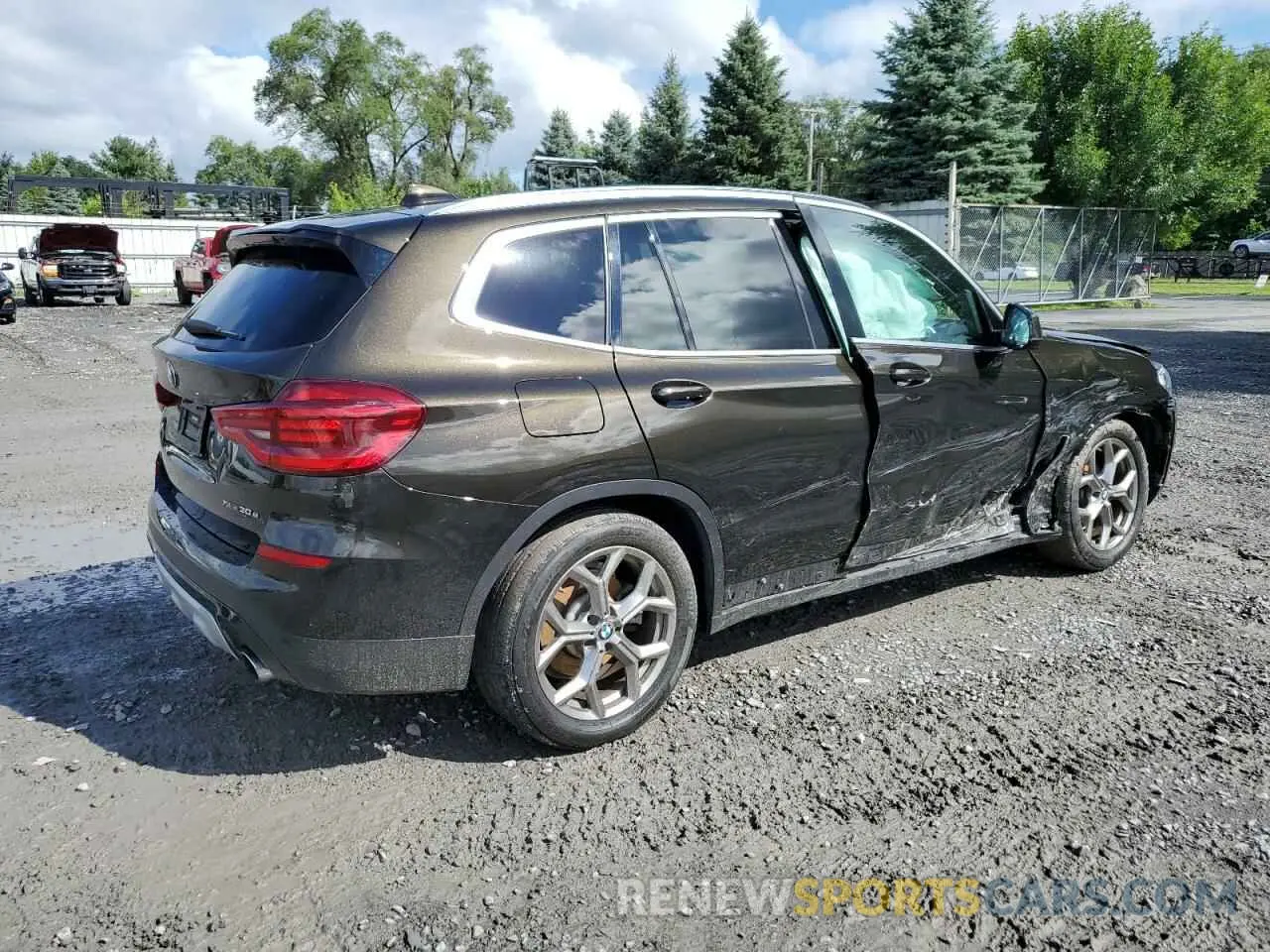 3 Photograph of a damaged car 5UXTS1C03L9D25025 BMW X3 2020