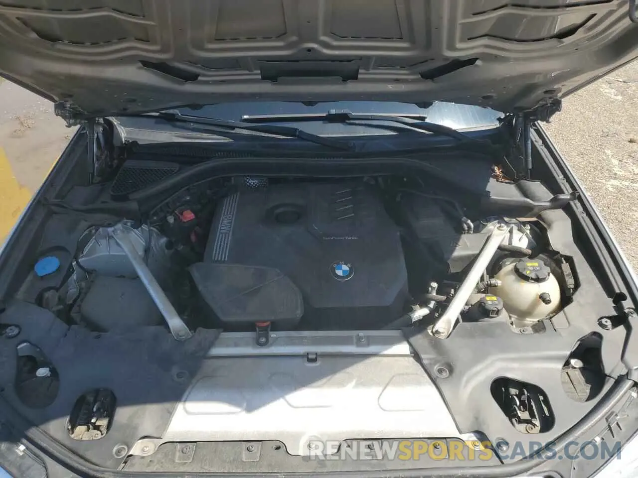 14 Photograph of a damaged car 5UXTY3C00L9B57774 BMW X3 2020