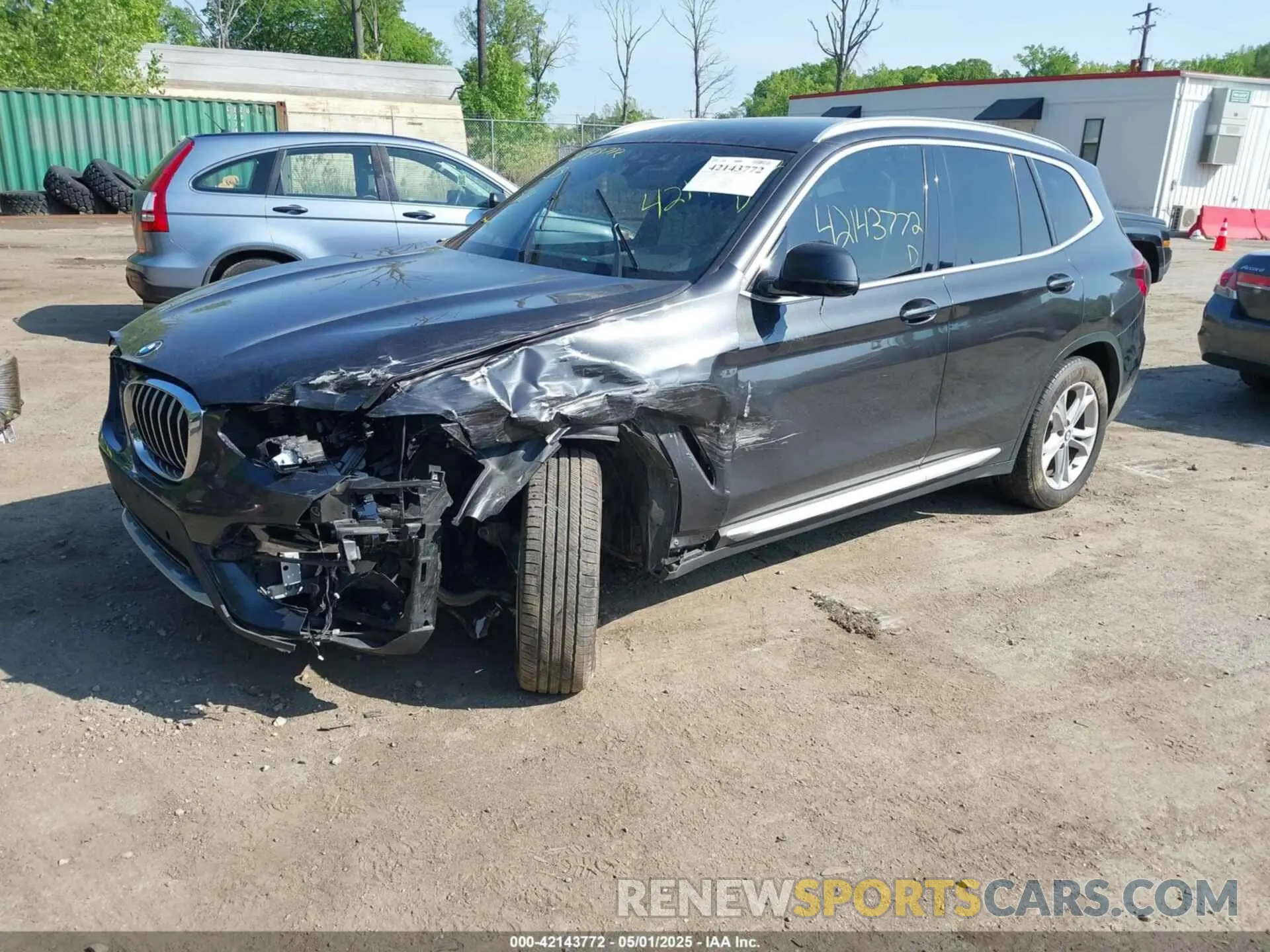 2 Photograph of a damaged car 5UXTY3C00L9B76499 BMW X3 2020