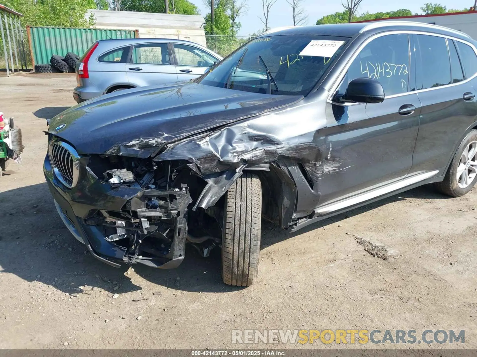 6 Photograph of a damaged car 5UXTY3C00L9B76499 BMW X3 2020
