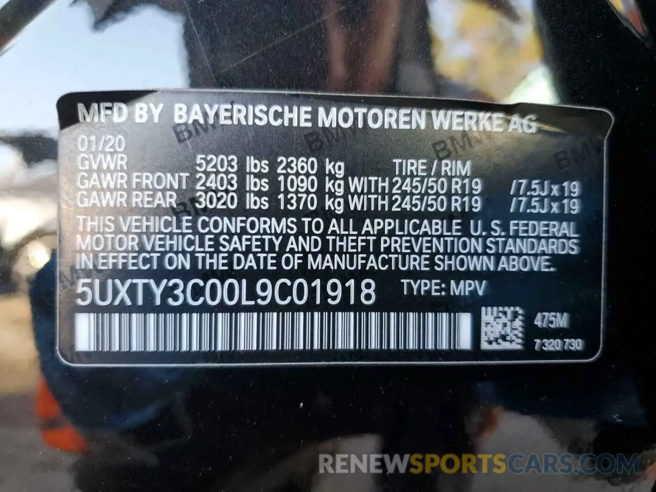 12 Photograph of a damaged car 5UXTY3C00L9C01918 BMW X3 2020