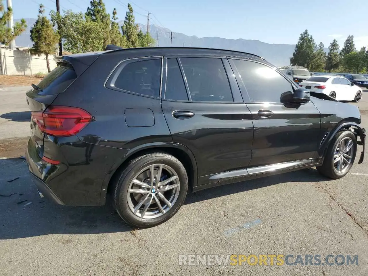 3 Photograph of a damaged car 5UXTY3C00L9C01918 BMW X3 2020