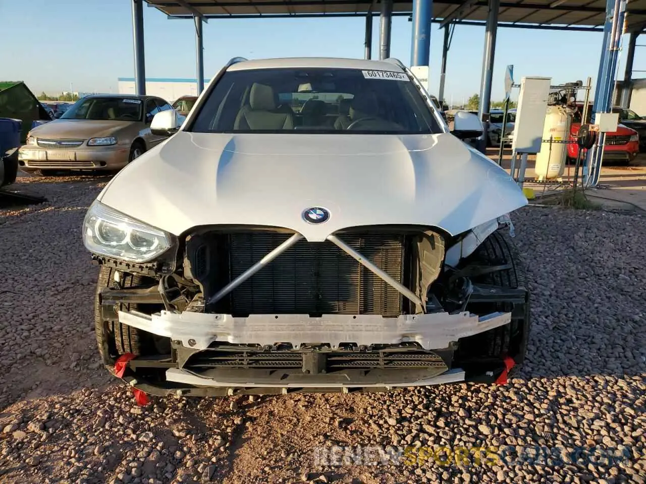 5 Photograph of a damaged car 5UXTY3C00L9C41383 BMW X3 2020
