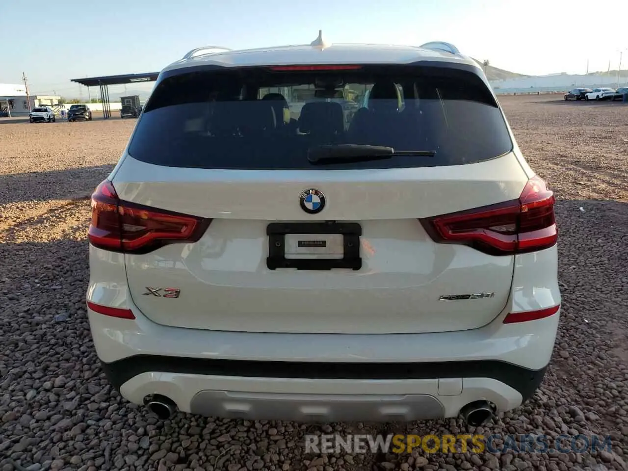 6 Photograph of a damaged car 5UXTY3C00L9C41383 BMW X3 2020