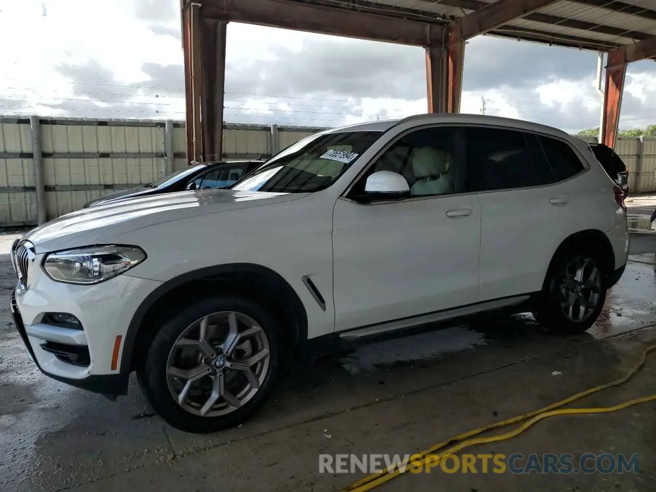 1 Photograph of a damaged car 5UXTY3C00L9D53293 BMW X3 2020
