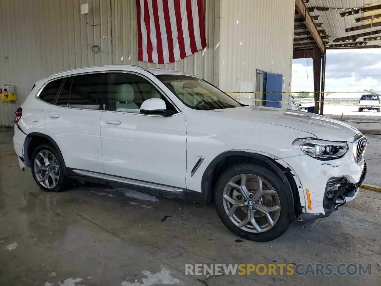 4 Photograph of a damaged car 5UXTY3C00L9D53293 BMW X3 2020
