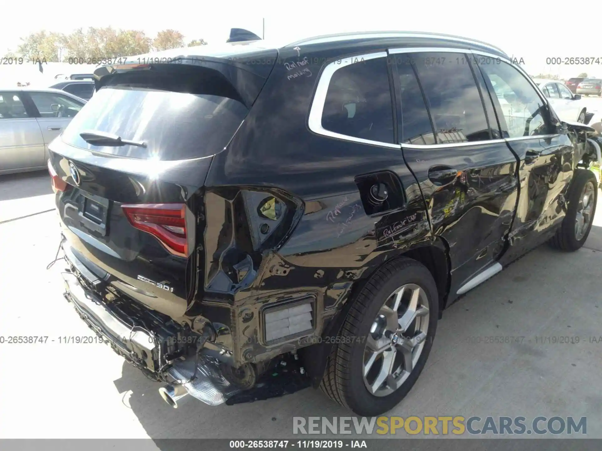 4 Photograph of a damaged car 5UXTY3C00LLU71036 BMW X3 2020