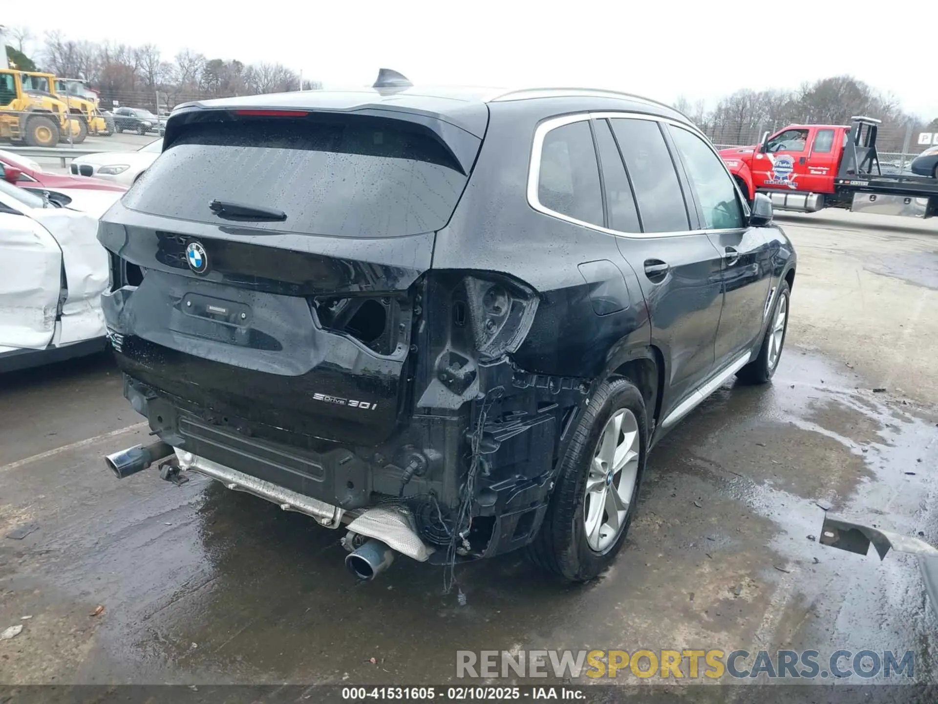4 Photograph of a damaged car 5UXTY3C01L9B58559 BMW X3 2020