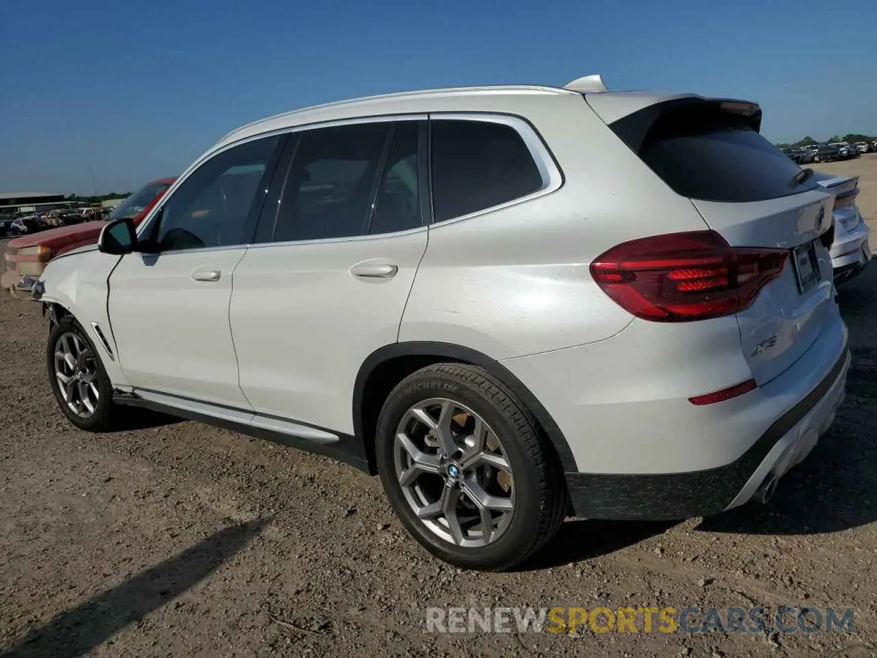 2 Photograph of a damaged car 5UXTY3C01LLU70834 BMW X3 2020