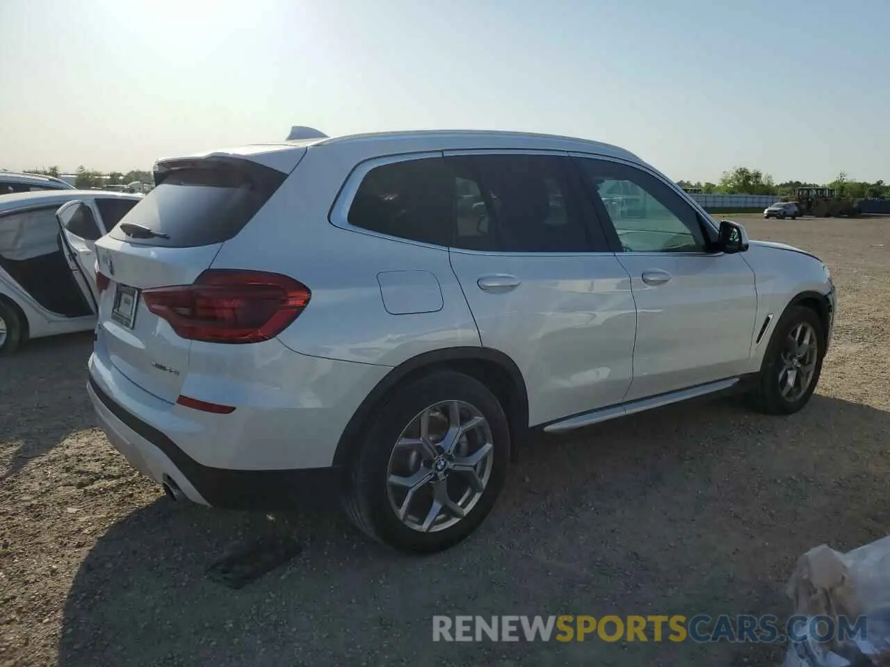 3 Photograph of a damaged car 5UXTY3C01LLU70834 BMW X3 2020