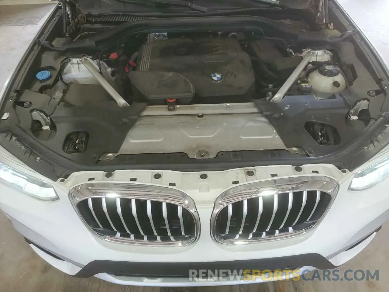 12 Photograph of a damaged car 5UXTY3C01LLU72387 BMW X3 2020