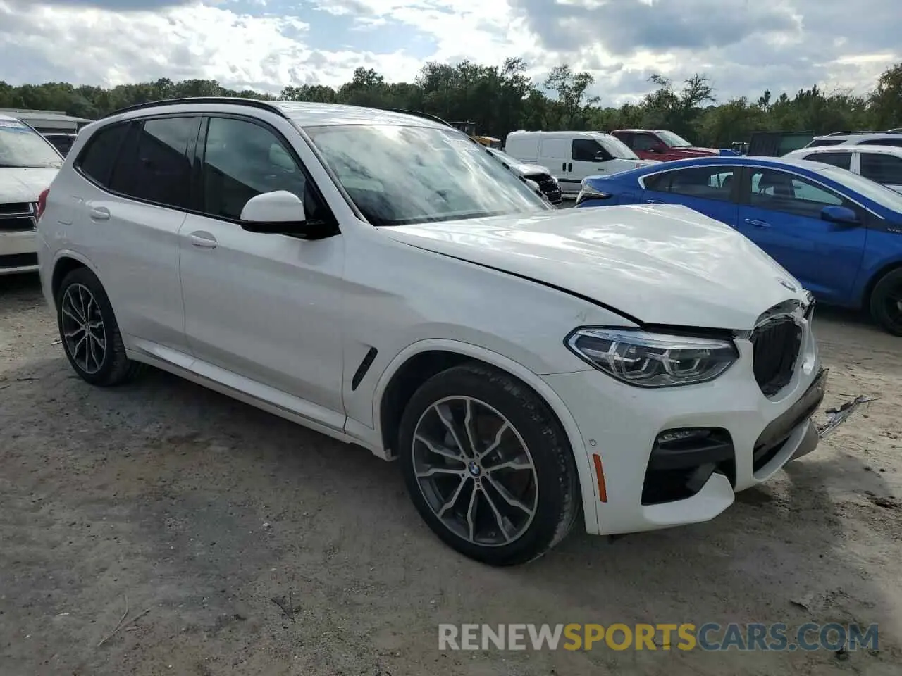 4 Photograph of a damaged car 5UXTY3C02L9C26495 BMW X3 2020