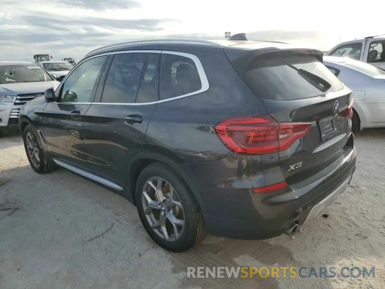 2 Photograph of a damaged car 5UXTY3C02LLU72222 BMW X3 2020