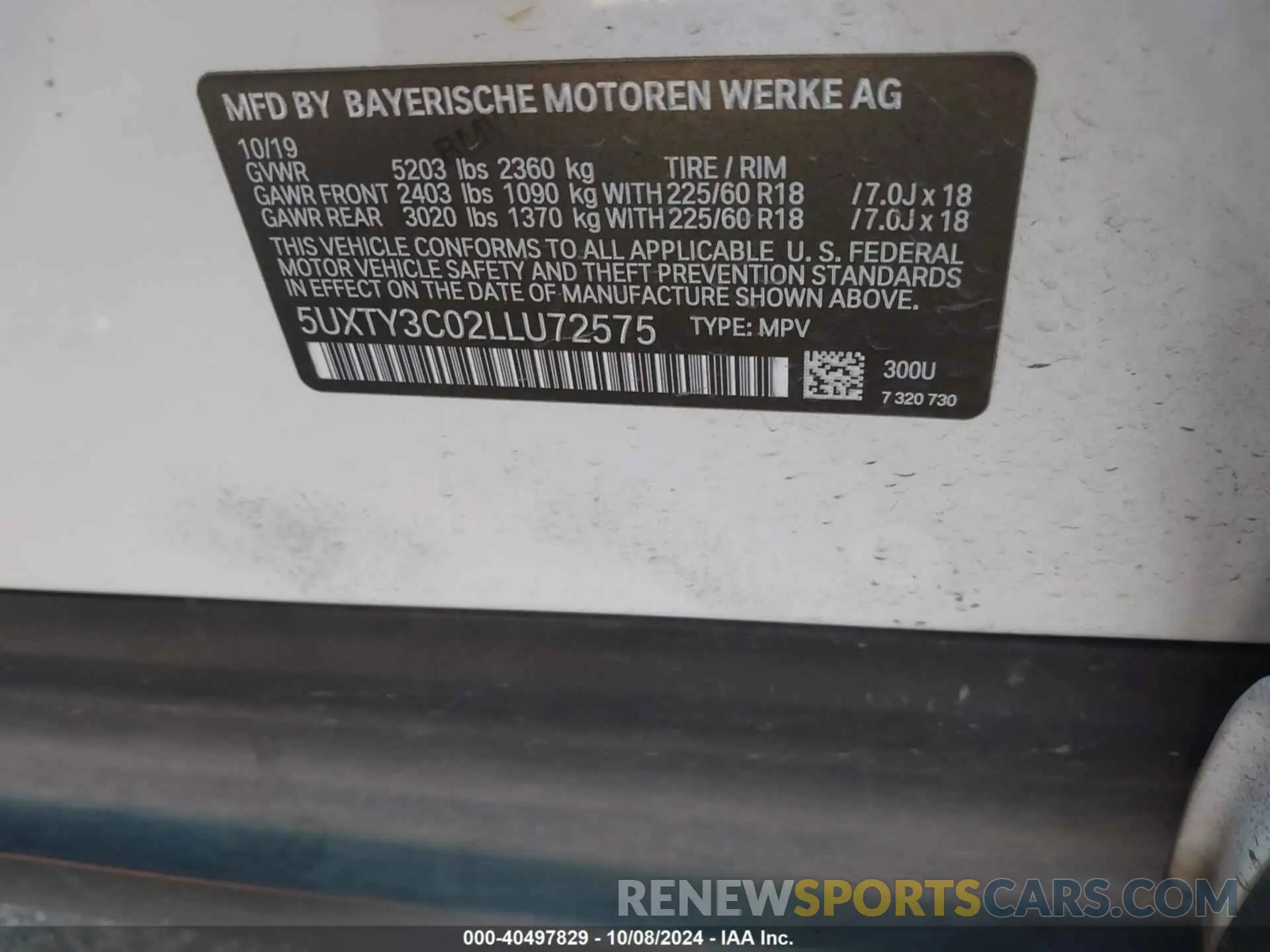 9 Photograph of a damaged car 5UXTY3C02LLU72575 BMW X3 2020