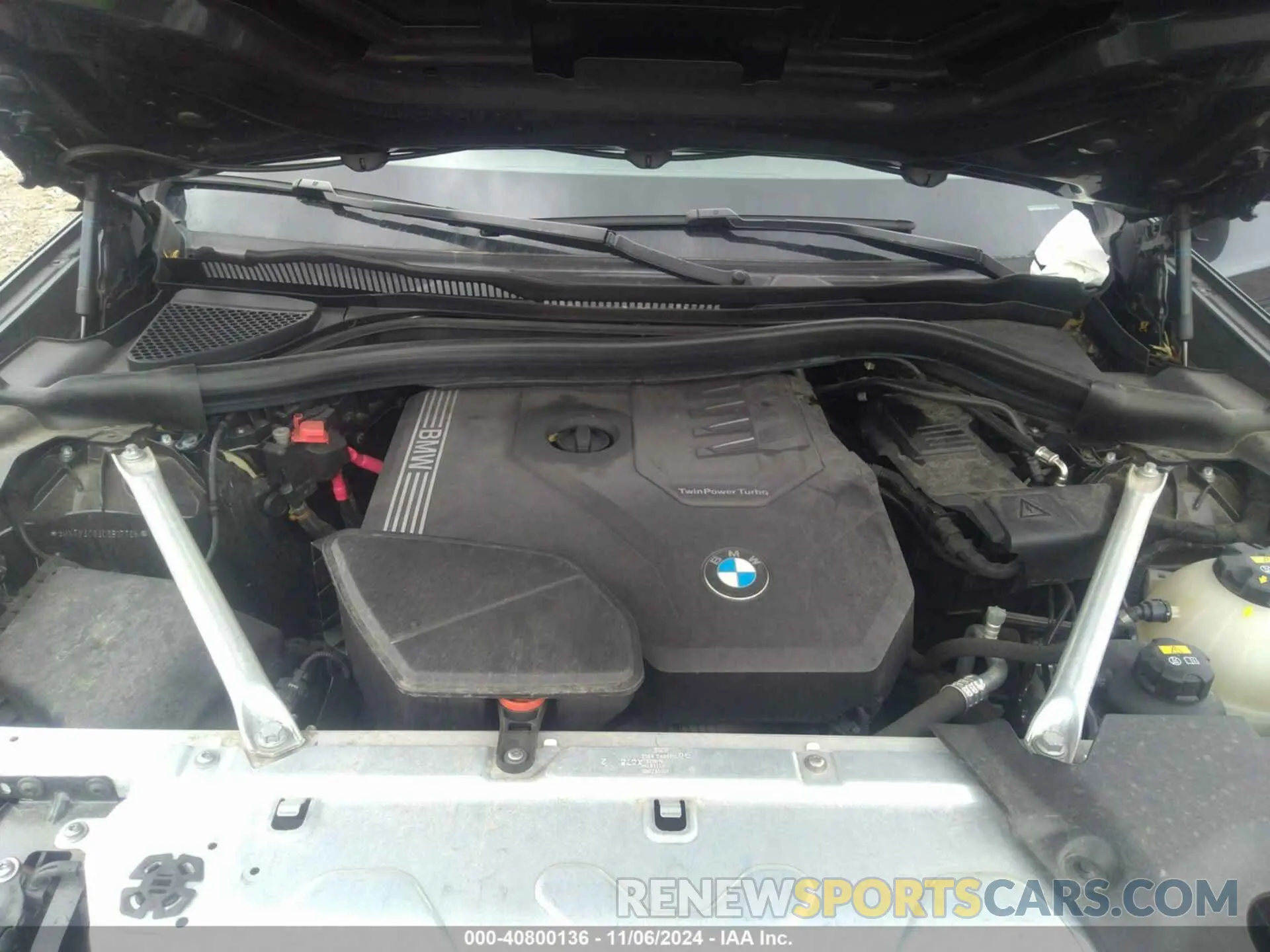 10 Photograph of a damaged car 5UXTY3C03L9B17706 BMW X3 2020