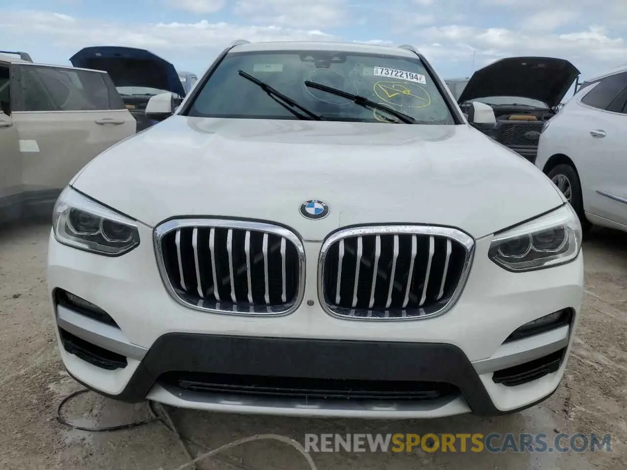 5 Photograph of a damaged car 5UXTY3C03L9B75721 BMW X3 2020