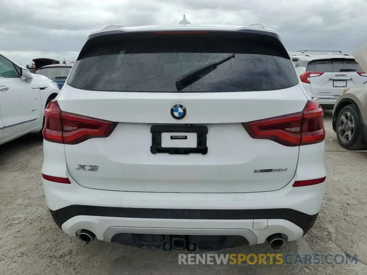 6 Photograph of a damaged car 5UXTY3C03L9B75721 BMW X3 2020