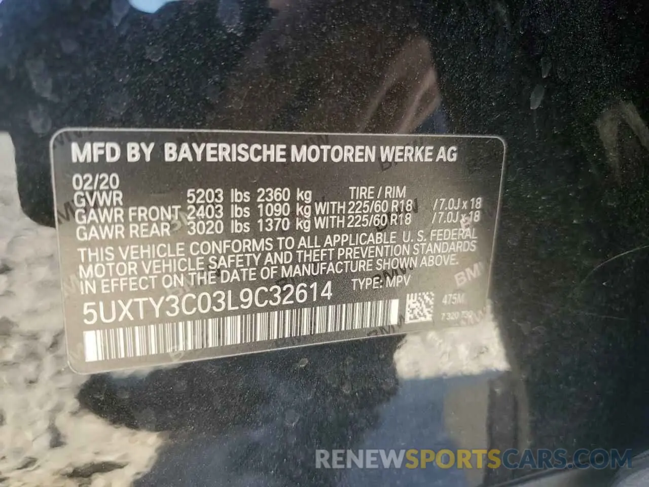 13 Photograph of a damaged car 5UXTY3C03L9C32614 BMW X3 2020