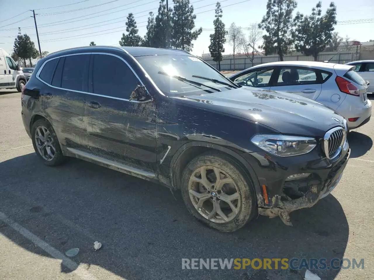 4 Photograph of a damaged car 5UXTY3C03L9C81246 BMW X3 2020