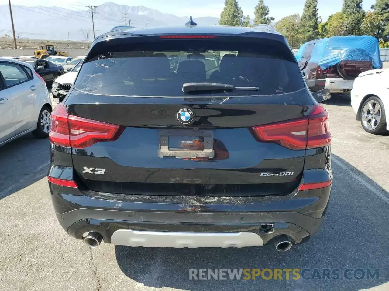 6 Photograph of a damaged car 5UXTY3C03L9C81246 BMW X3 2020