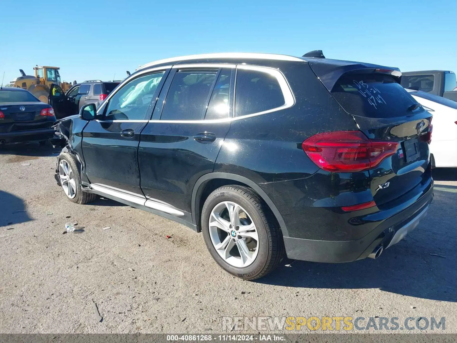 3 Photograph of a damaged car 5UXTY3C03LLE54749 BMW X3 2020