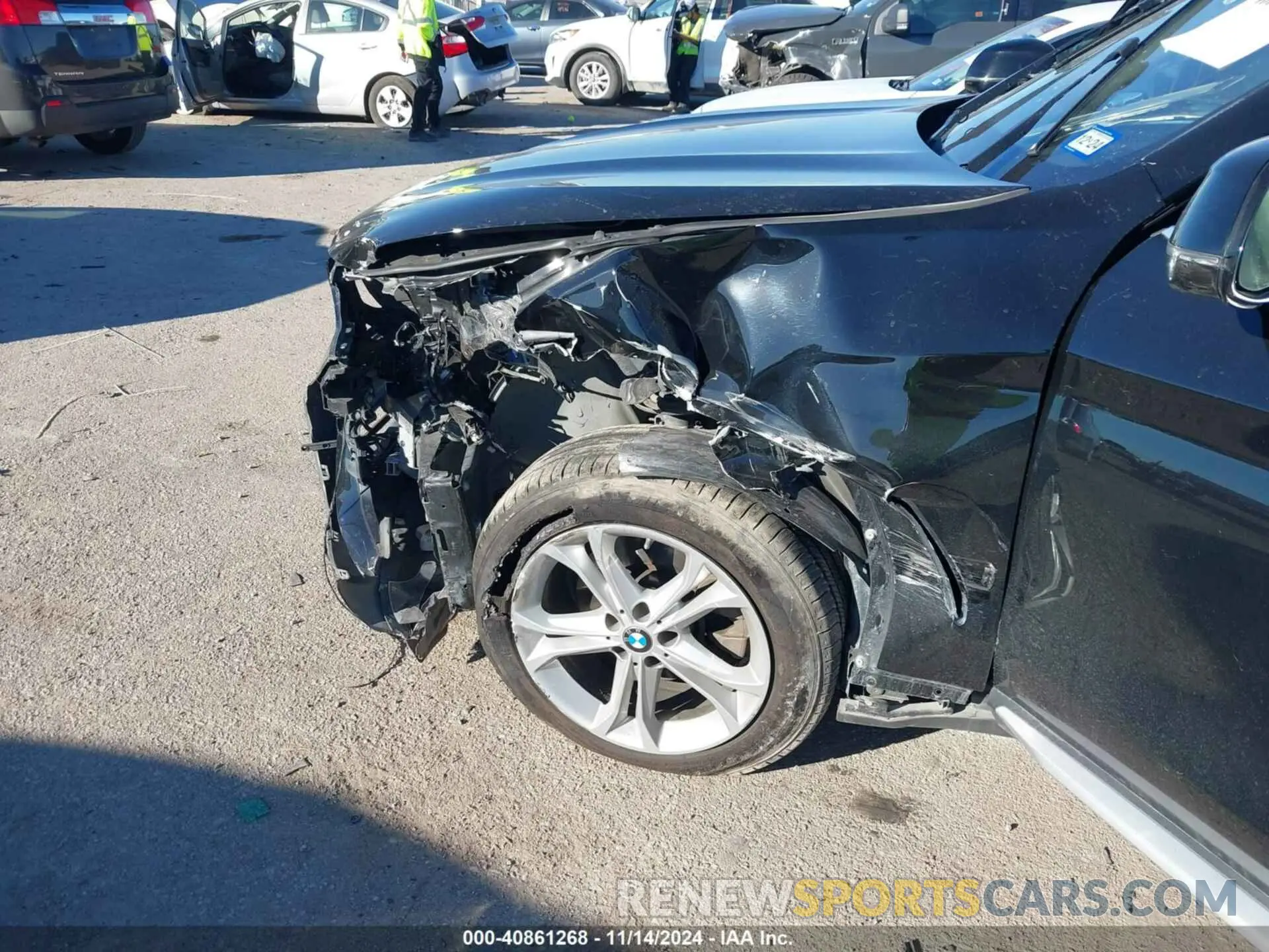 6 Photograph of a damaged car 5UXTY3C03LLE54749 BMW X3 2020