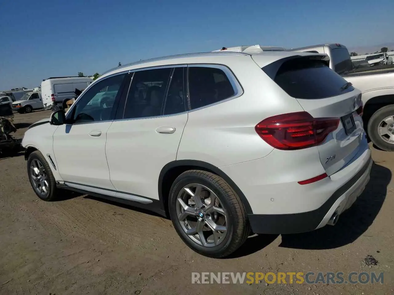 2 Photograph of a damaged car 5UXTY3C03LLU70530 BMW X3 2020