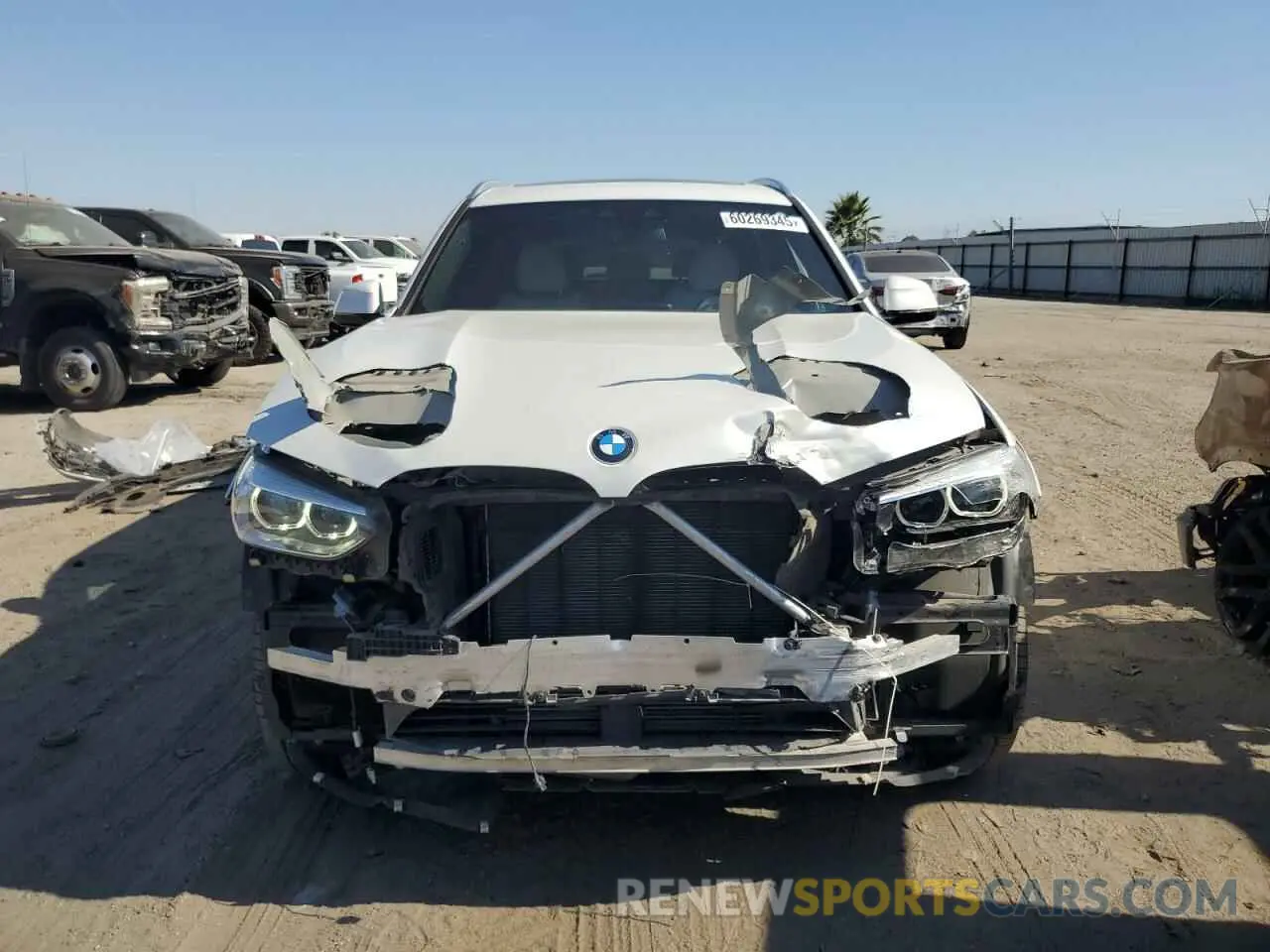 5 Photograph of a damaged car 5UXTY3C03LLU70530 BMW X3 2020