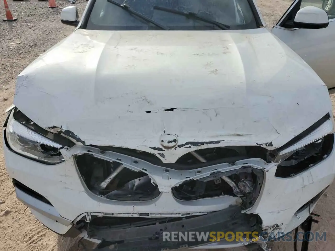 11 Photograph of a damaged car 5UXTY3C04L9B06763 BMW X3 2020