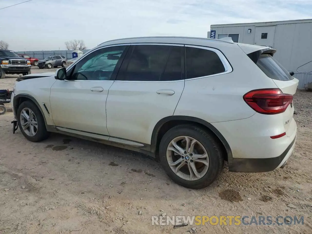 2 Photograph of a damaged car 5UXTY3C04L9B06763 BMW X3 2020