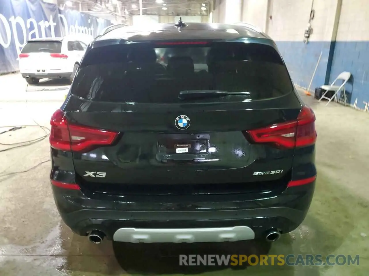 6 Photograph of a damaged car 5UXTY3C04L9B62394 BMW X3 2020