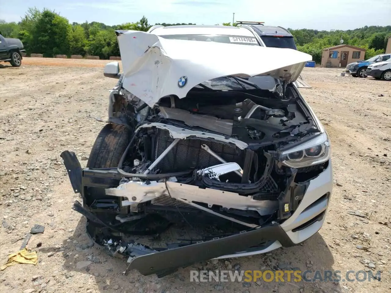 5 Photograph of a damaged car 5UXTY3C04L9D42328 BMW X3 2020