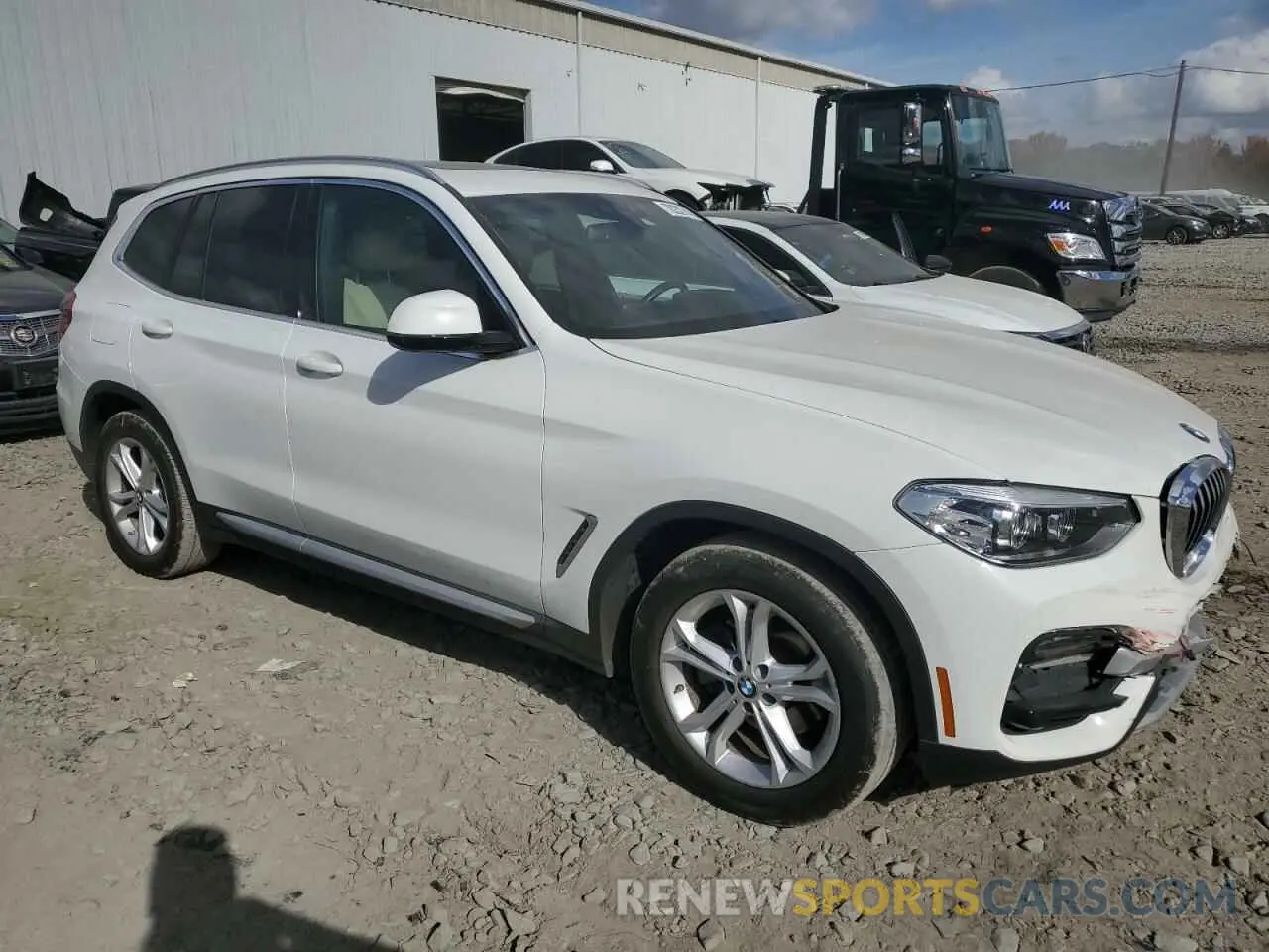 4 Photograph of a damaged car 5UXTY3C04LLU72724 BMW X3 2020