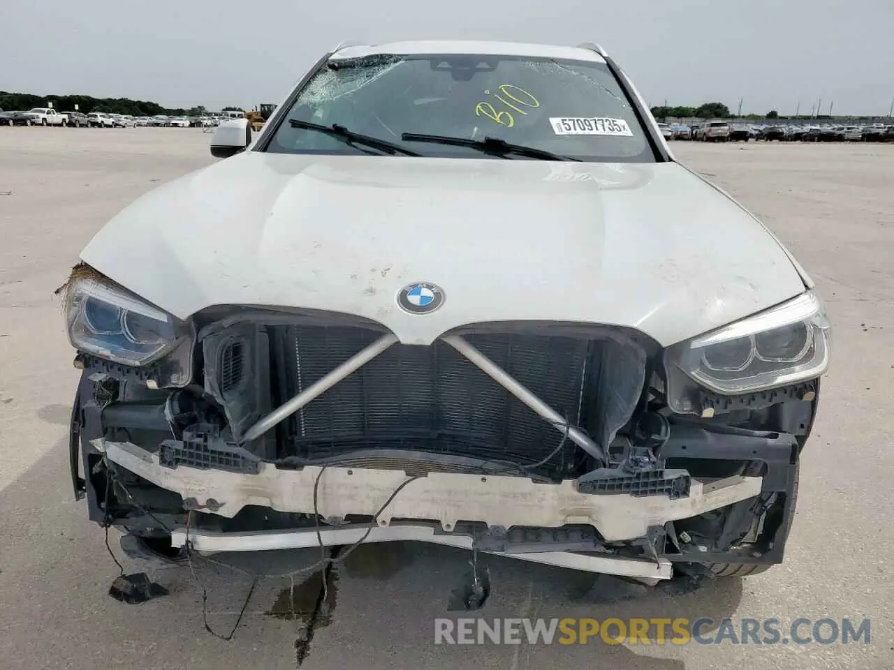 5 Photograph of a damaged car 5UXTY3C05L9B81973 BMW X3 2020