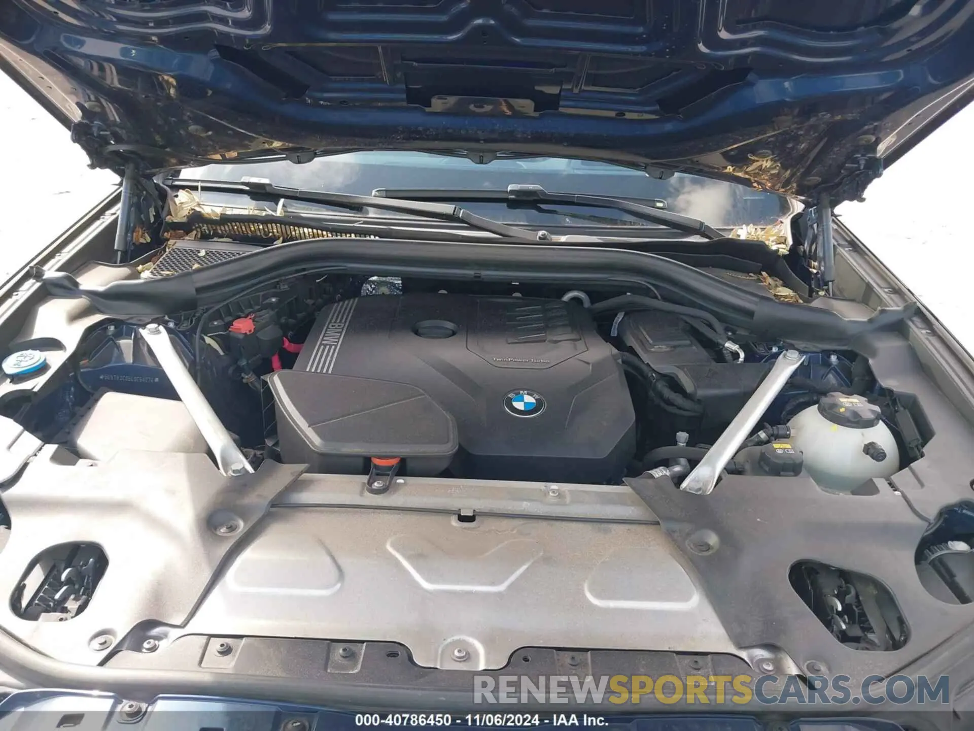 10 Photograph of a damaged car 5UXTY3C05L9C54274 BMW X3 2020