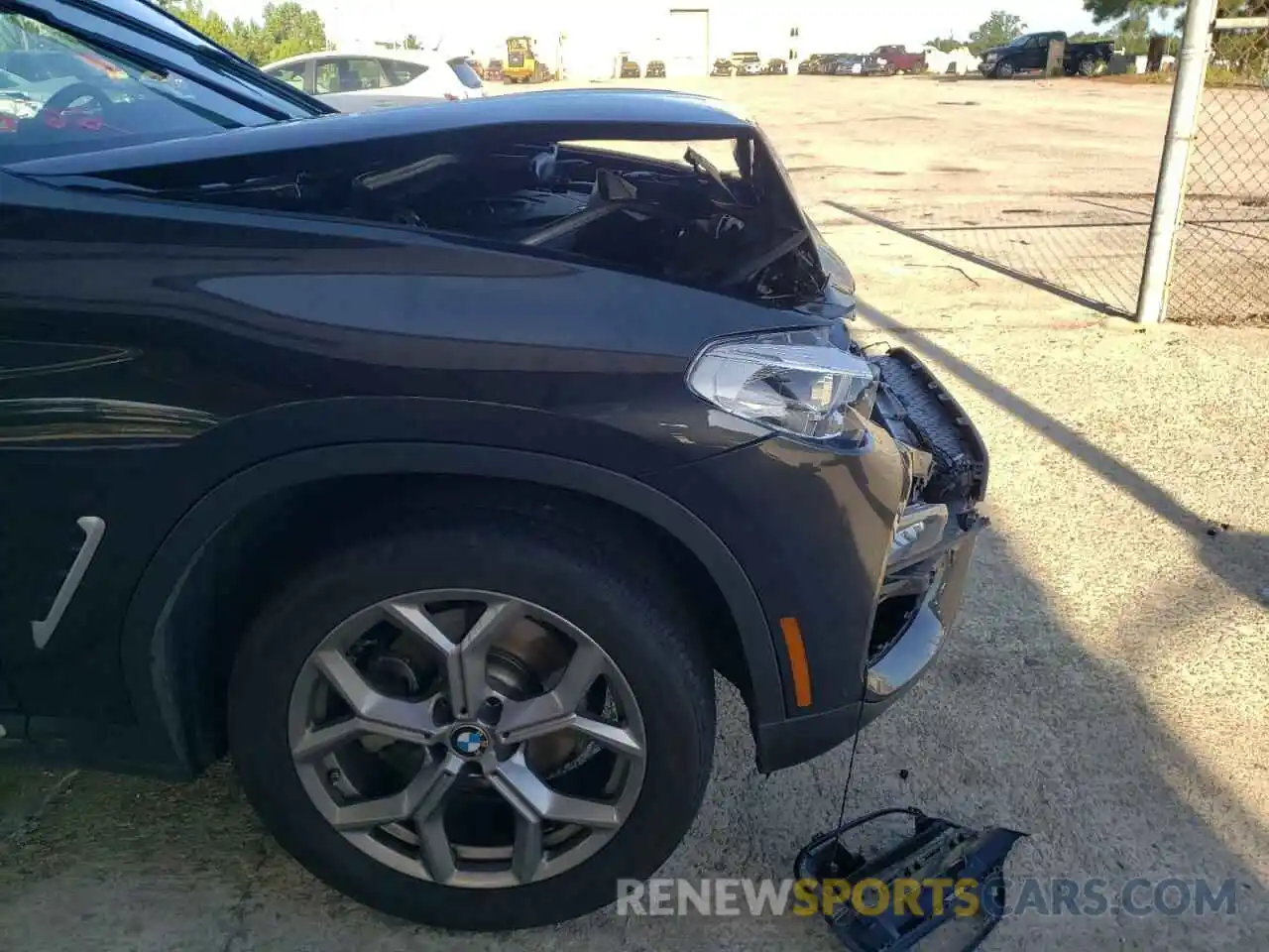 9 Photograph of a damaged car 5UXTY3C05L9C62441 BMW X3 2020