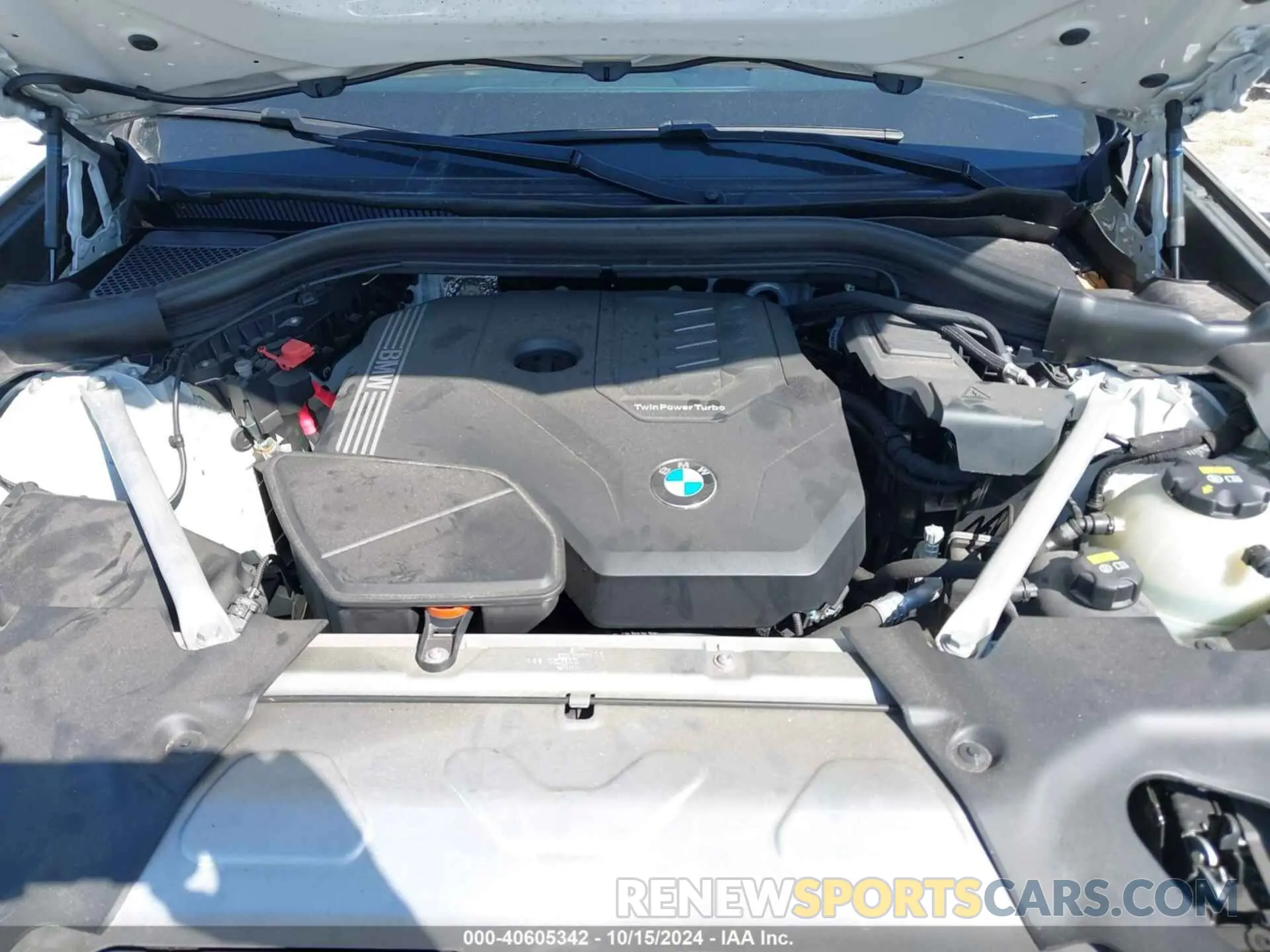 10 Photograph of a damaged car 5UXTY3C05L9C87730 BMW X3 2020